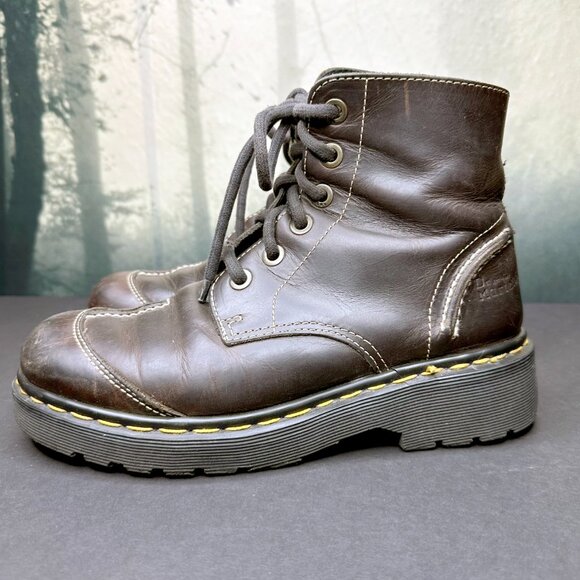Dr Martens ENGLAND Ankle Boots Vintage Lace Up Brown Leather US 8 UK 6 eye 90s - Picture 6 of 12